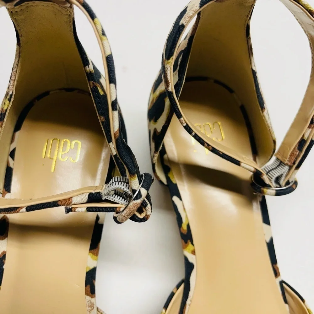 CAbi Kiki Leopard Print Kitten Block Heel Style 6020 Ankle Strap Closed Toe Sz 9